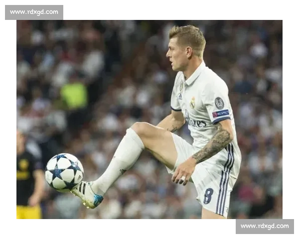 安东尼奥车祸半年后国家队首秀 铁锤帮锋线盼复苏 安东尼奥车祸半年后国家队首秀 铁锤帮锋线盼复苏