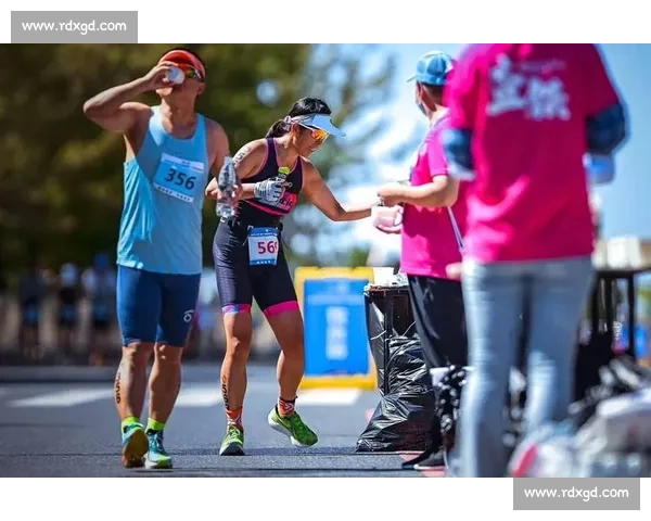 查干湖湿地铁人三项赛开赛 400 选手挑战生态赛道