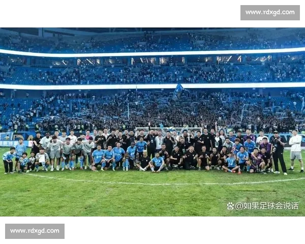 球迷协会成员阿达倒卖大连英博包厢票被曝光，威胁举报者引发争议