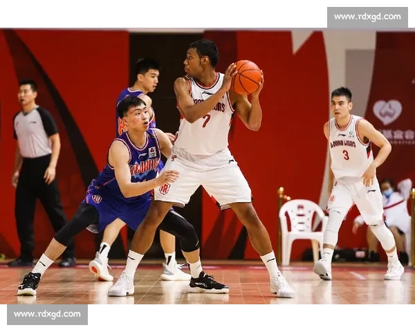 山西男篮锋线补强陷僵局!瞄准祝铭震 邹阳,潘江战术升级能否破局?