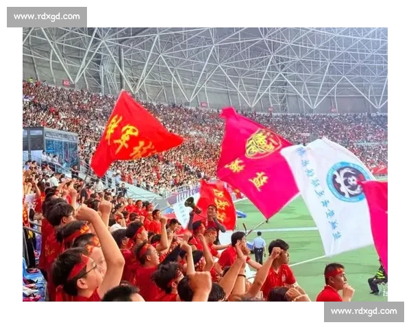 盐城 2-0 力克镇江登顶苏超,戴培带伤拼至泪洒赛场诠释队长担当